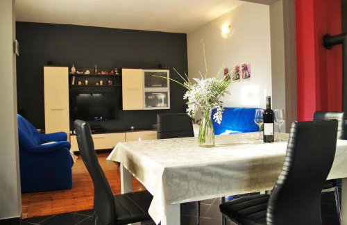 Schöne Ferienwohnung mit Terrasse, Roses - Photo 49