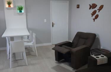 Apartamento na Praia da Enseada, 100 mt praia - Foto 7