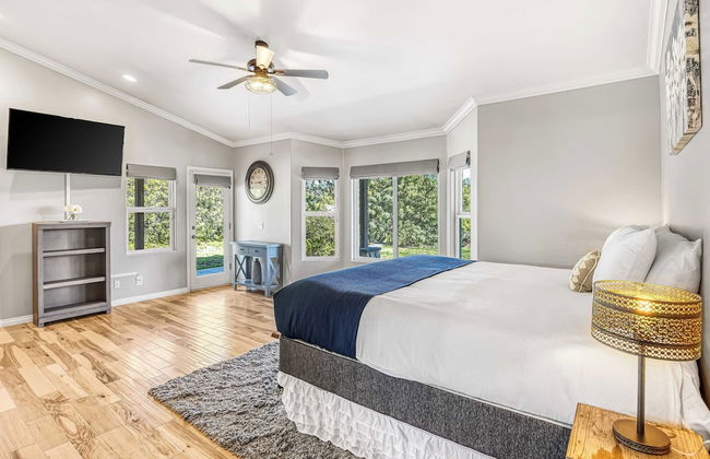 Temecula Wine Country Home w/ Pool, Hot Tub, Game Room & Vineyard Views - Foto 14