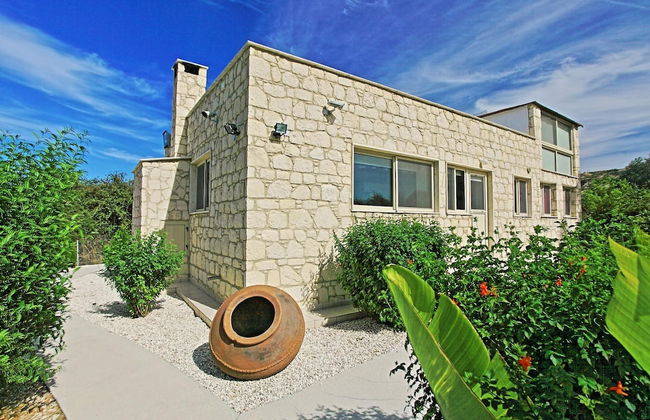 Villa Georgios Rafaela - Photo 1