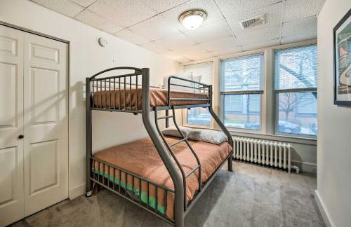 Lancaster Unit with Expansive Covered Porch! - Foto 16