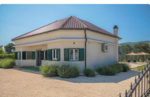 Villa P - Holiday Home - Photo 10