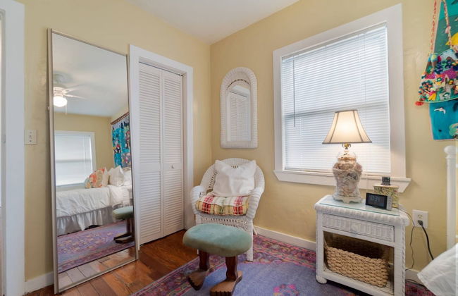 The Secret Garden Home Close to Beach, Shops, Restaurants, Pet Friendly, Close to Lucerne Ave! - Foto 26