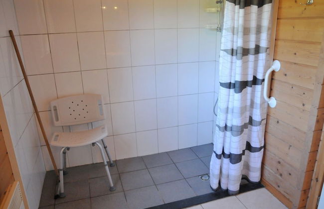 Chalet Just Outside Hampteau Offering Magnificent Views Across the Ourthe Valley - Foto 25