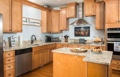 Mountain Retreat with Hot Tub, Game Room and Views - Foto 19