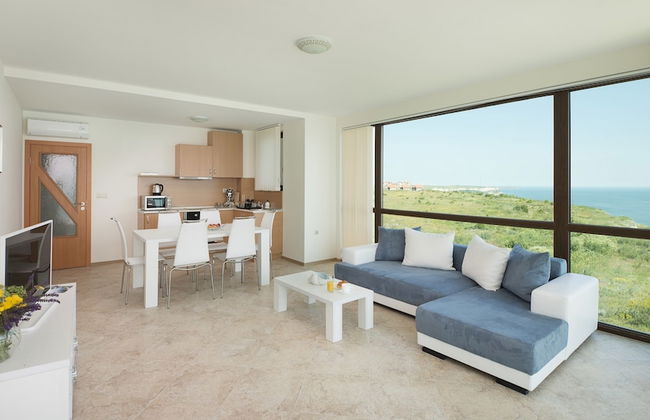 Calithea Complex - Photo 25