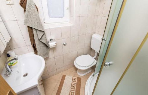 Cozy Apartment In Potocnica With Wifi - Foto 17