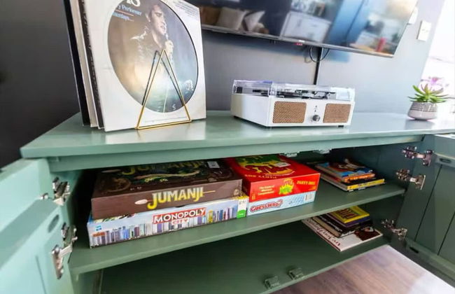 Iconic 3BD Entire House in The Heart Of Pittsburg - Foto 12