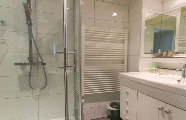 Pleasant Holiday Home in Port Grimaud With Garden - Photo 10