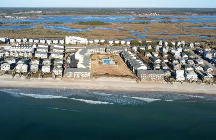 Carolina Waves - Oceanfront Relaxation and Poolside Fun in Surf City! - Foto 53