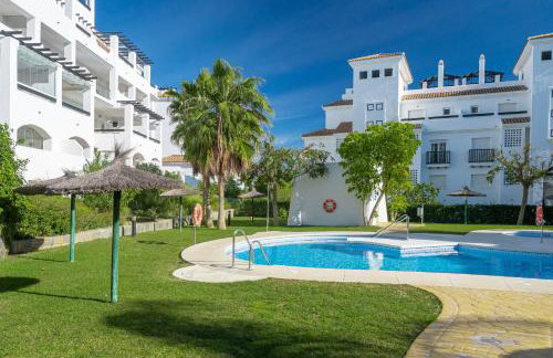 2044-Groundfloor with huge terrace and pools - Foto 2