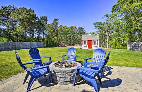 Cape Cod Home with Game Room - 3 Mi From Mayflower! - Foto 32