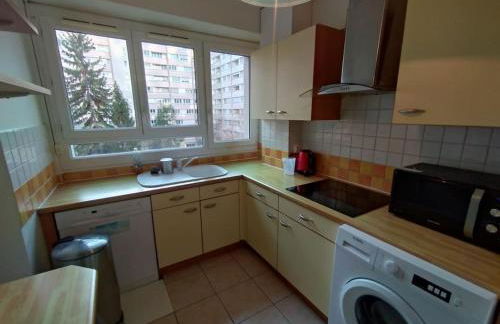 5 mn, 450m walk Metro La Defense, 3 bedrooms, Parking - Foto 3