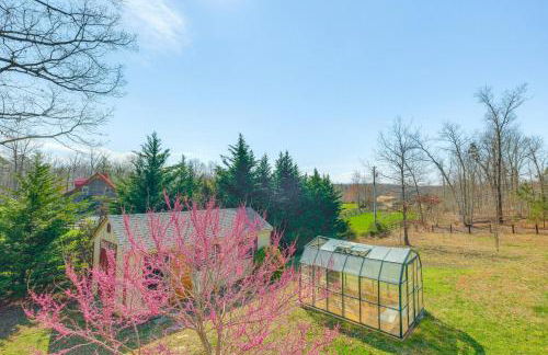 Private Deck and Views Rural Virginia Escape - Foto 25