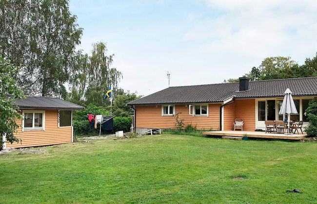 6 Person Holiday Home in Askeron - Photo 23