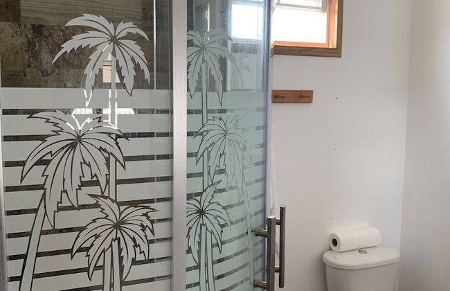 The Lily Pad - Photo 13