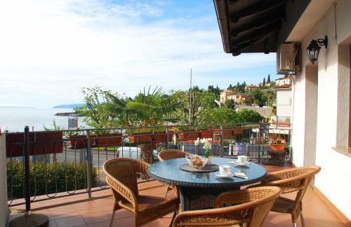 Apartment Gašparac - 30 meters from the beach - Photo 1