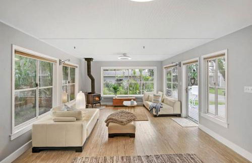 Onyx House King Size Beds Bikes Games Wine - Foto 18