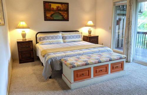 Corner Lake Getaway - Photo 5