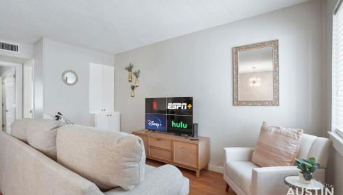 Cook and Gather Around in a Fully Equipped Apartment - Foto 3