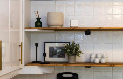 Luxury Spacious 3-Bed City Oasis Just 10 Mins from Centre with Free Parking - Foto 18