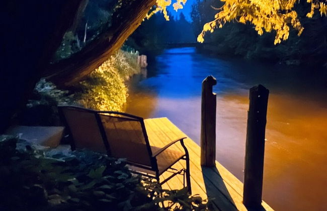 Boardman Monarch Upscale River Lodge HOT Tub! - Foto 40