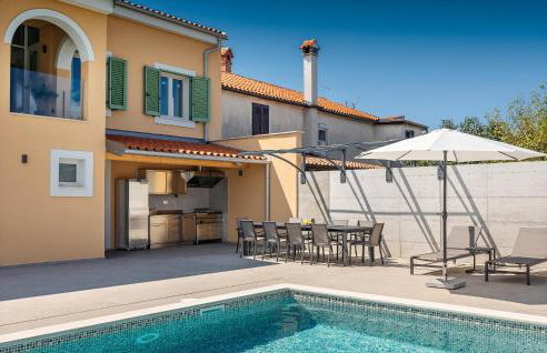 Awesome Home In Salvela With Sauna - Photo 2