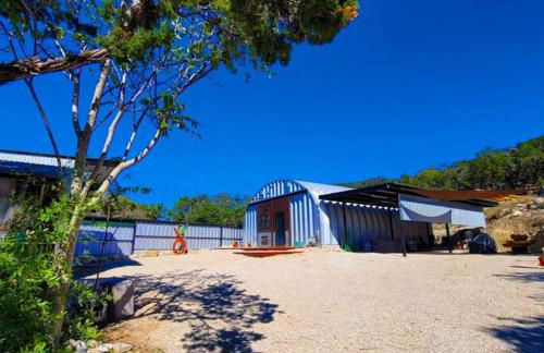 Hill Country Hangar with hottub, 7 minutes from the river and lake - Foto 62