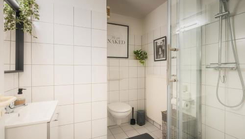 Green Serenity Bielefeld 24h Check in WLAN Parkplatz ÖPNV - Foto 4