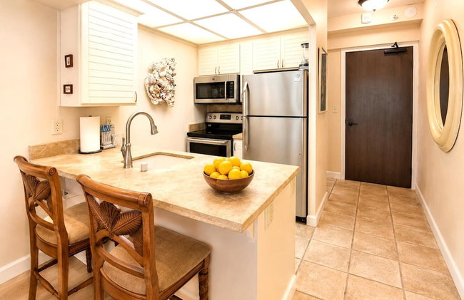 Whaler Ocean View Studio Sleeps 3 Steps to Beach Complimentary Car with 6 Nights WH1-1218 by KBM - Foto 99
