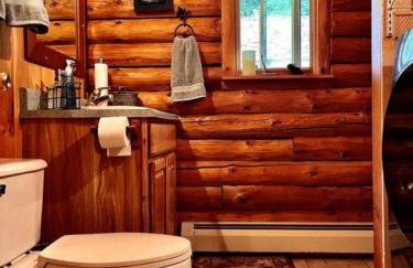 Romantic Nature Escape: Beautiful Log Cabin with Amazing Views and Hiking Trails Nearby in the White Mountains, New Hampshire - Foto 20