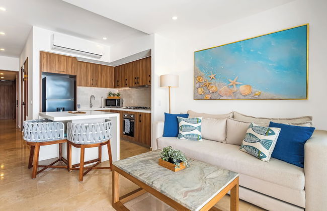 Oceanfront 1BR with Balcony & Pool - Foto 9