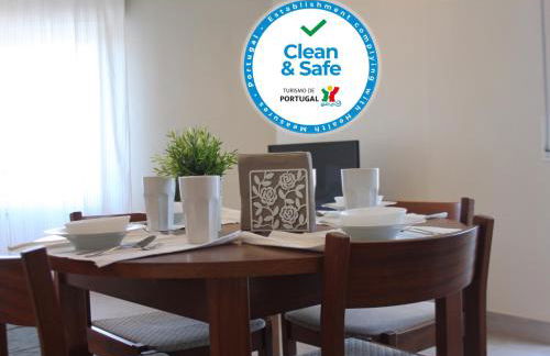 Oeiras Historic Bedrooms - Photo 1