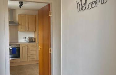 Bright 2-bedroom apartment with parking in Montrose - Photo 28