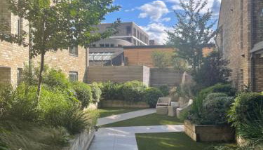 Fully furnished 2 bedroom apartment in central location - Foto 2, Garden, Garden view