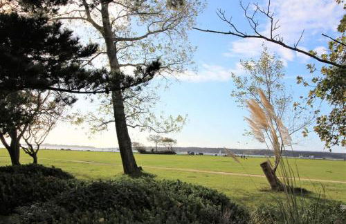 Spinnaker House-with Tesla Electric Charging Point - Photo 39