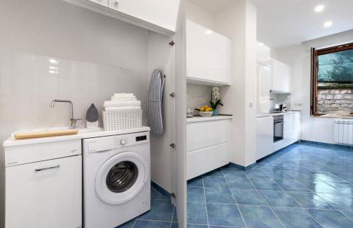 J'Adore Sorrento - Photo 22