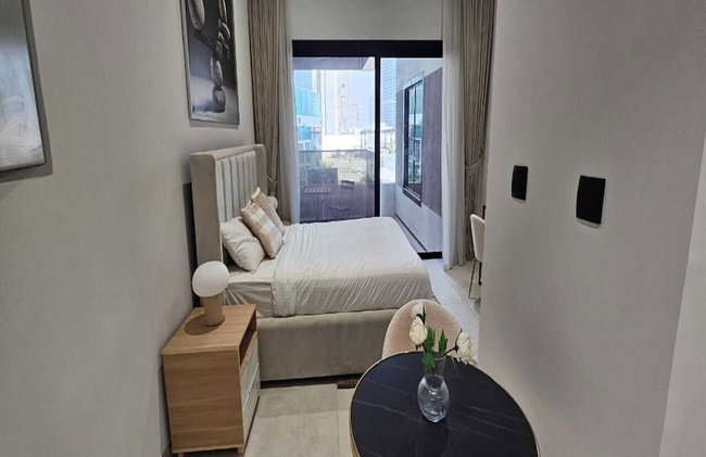 Luxury Studio in Jumeirah Village Circle - Foto 12