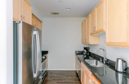 Blueground San Bruno pool nr San Bruno Park SFO-2077 - Foto 7