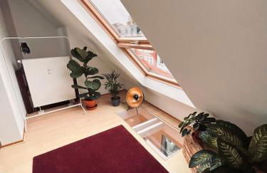 Sunlit Maisonette by the Alster - Photo 8