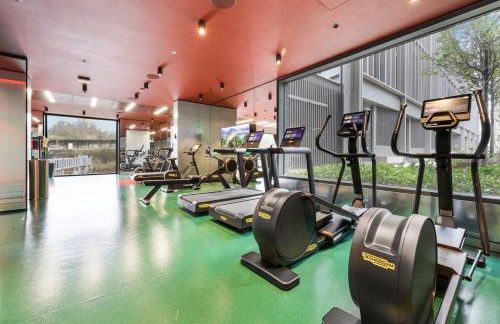 Stylish 1BR Escape - Gym -Balcony - Lift - Foto 9