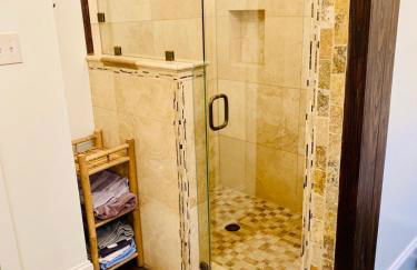 Charming Creole Cottage 2 Blocks Across Rampart St from French Quarter - Photo 34