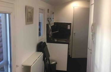 Le silence des toits / Silence under the roofs - Photo 30