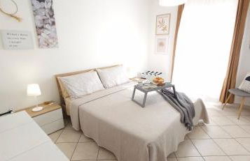 La CasEtta Bilocale Centrale con Terrazza ParkFree Wifi MiniPC PS4 AC - Foto 2