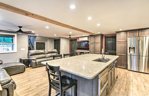 Waterfront Ashland Home about 2 Mi to Downtown! - Foto 7