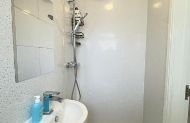 Cozy Studio close to Airport in London - Foto 8