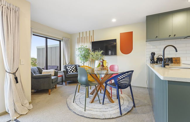 Super Chic Apt nr Albany Mall - Carpark - Foto 12