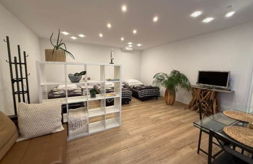 Modern House Gehrden 2, bis 4 Person, Contactless Check-in, free parking, Vollsaniert und Renoviert Dezember 2024 - Foto 30