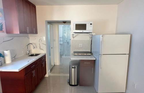 Miramar's Studio - Photo 16