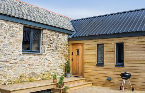 Middle Barn at Cusgarne Manor, adults only - Photo 2